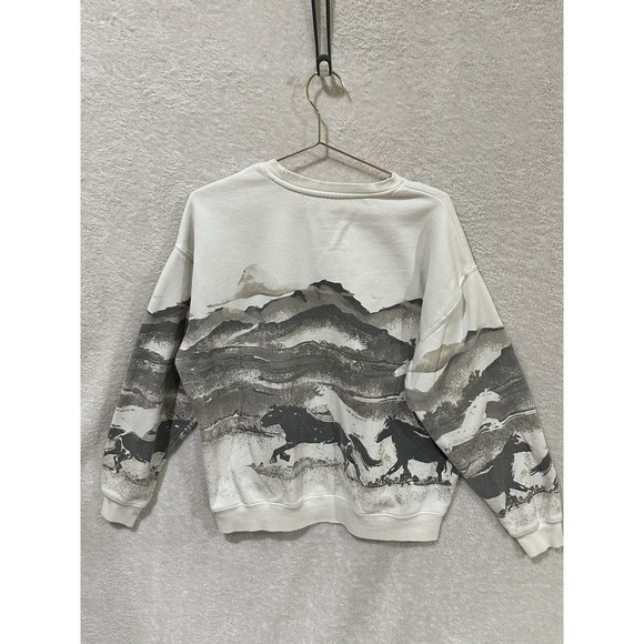 Goodie Two Sleeves Horse Sweatshirt Medium Western Cowgirl Country Cozy Soft - Picture 3 of 7